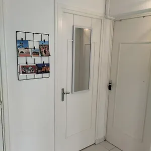 Joli Proche Metro Appartement